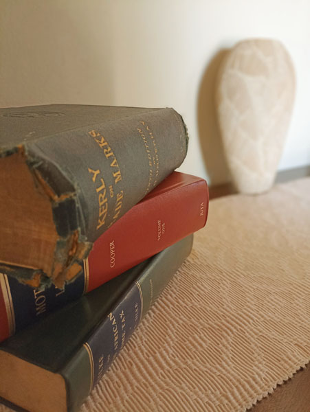Books at Griesel Van Zanten Attorneys